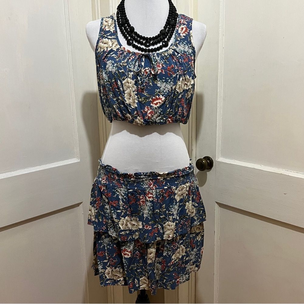 City Vibe Two Piece Skirt Set Floral and Ruffles Cute!!! Women's XL